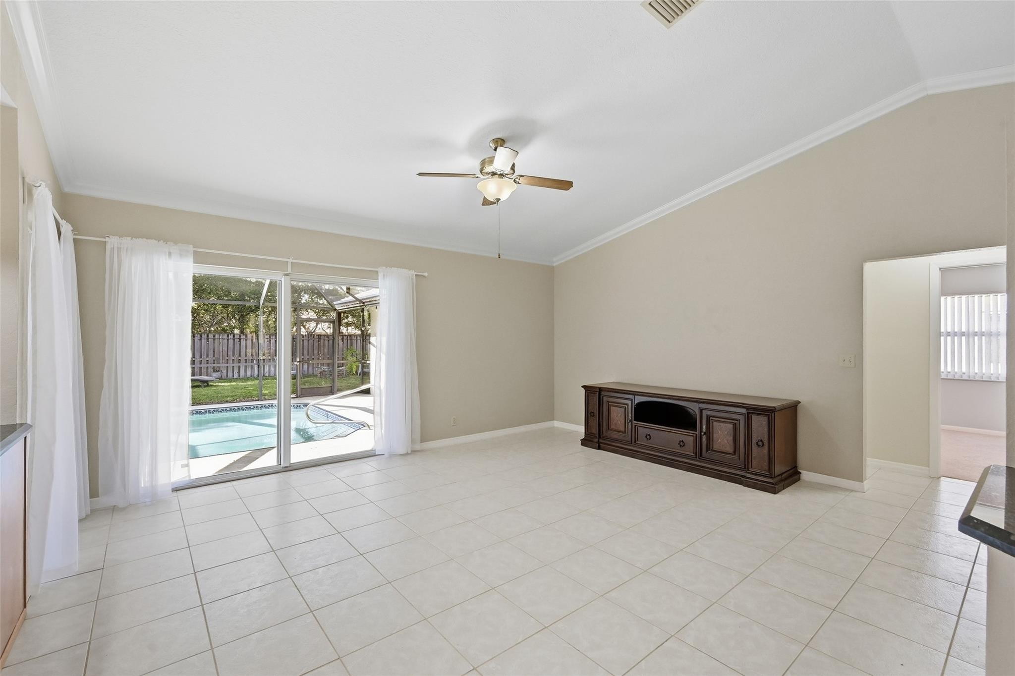 392 NW 113th Terrace