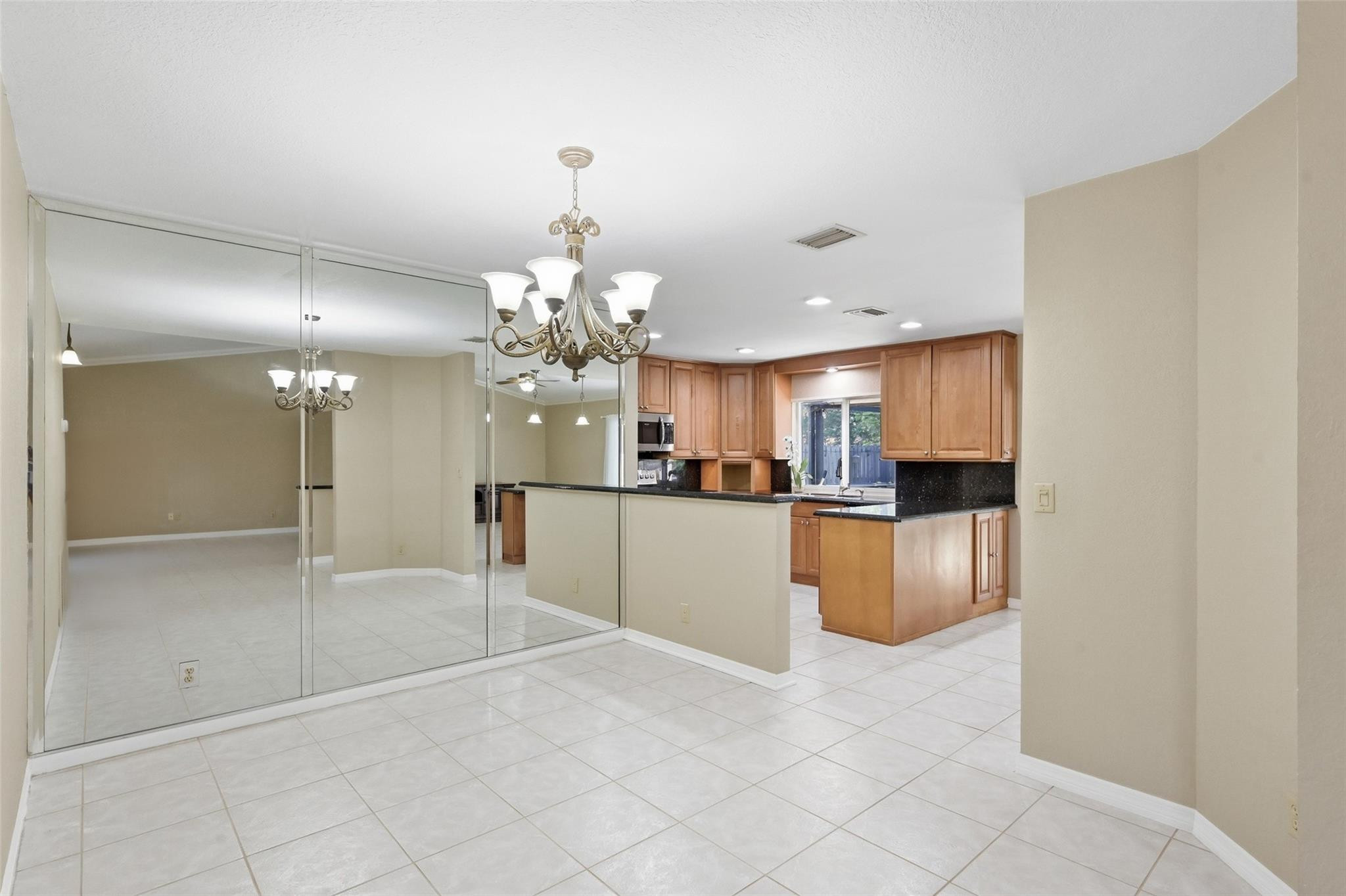 392 NW 113th Terrace