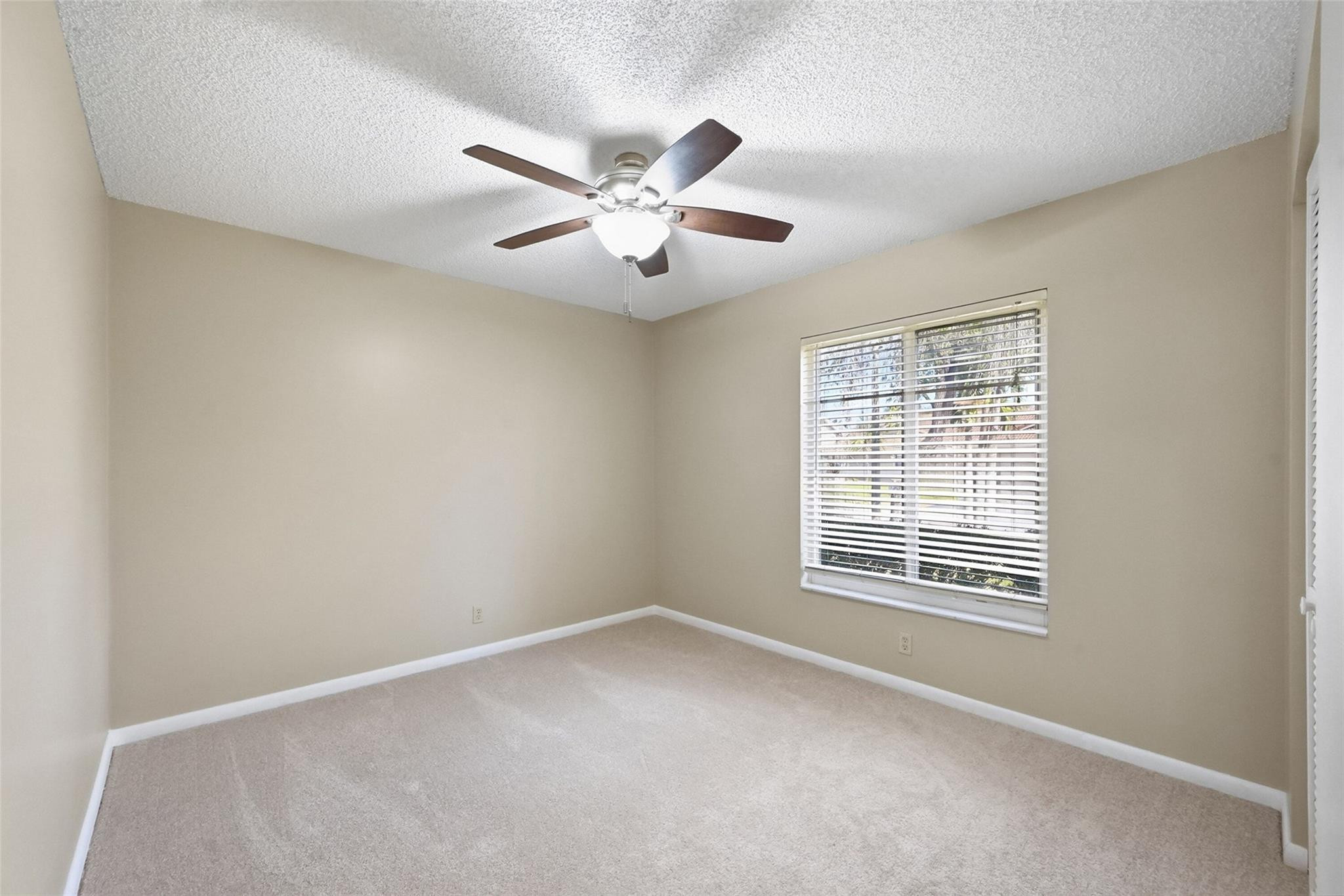 392 NW 113th Terrace