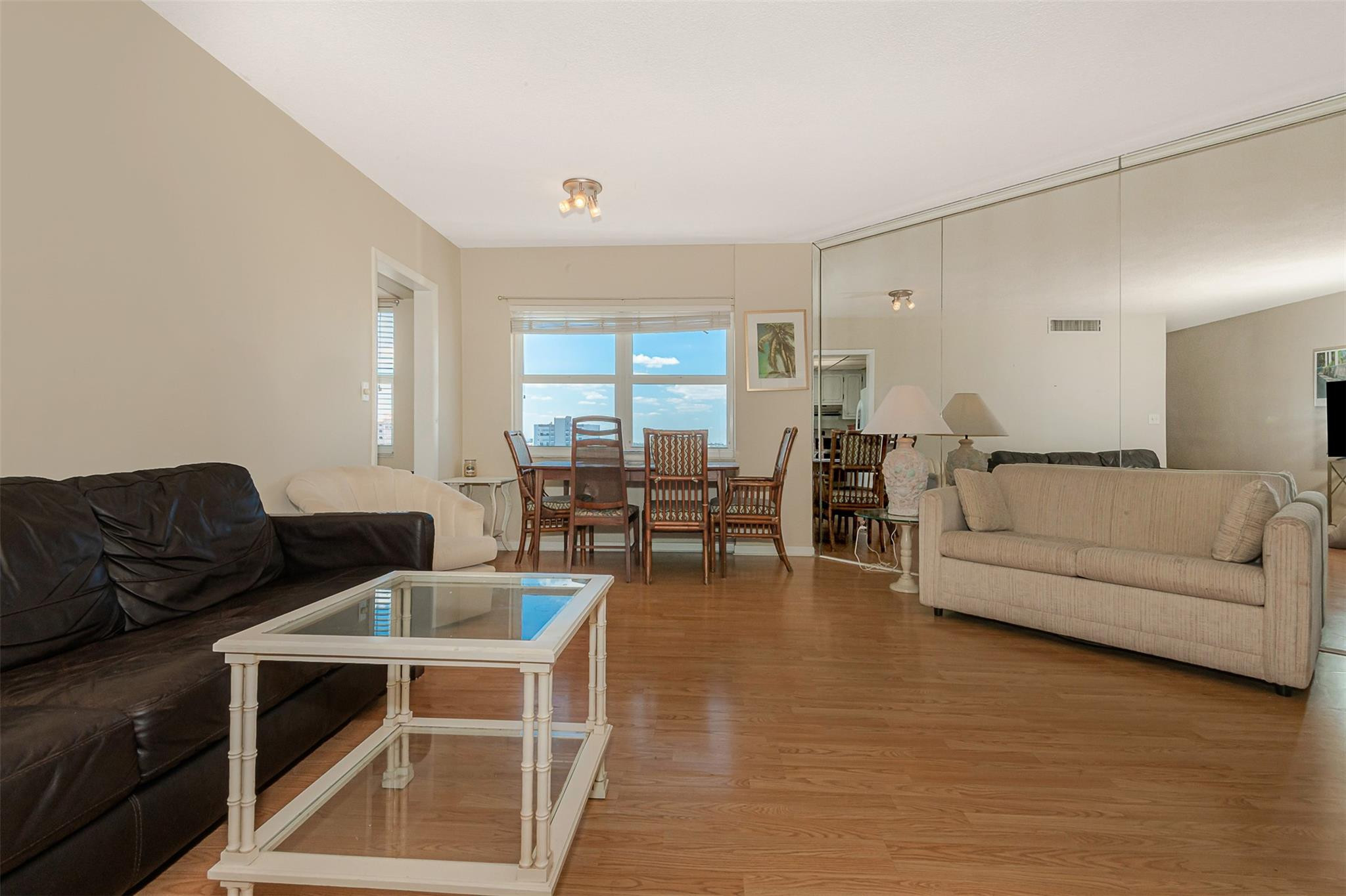 710 N Ocean Boulevard 701