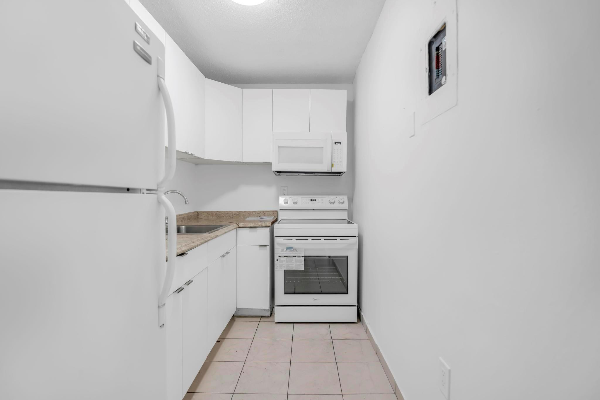 4801 NW 7th Street 503-16