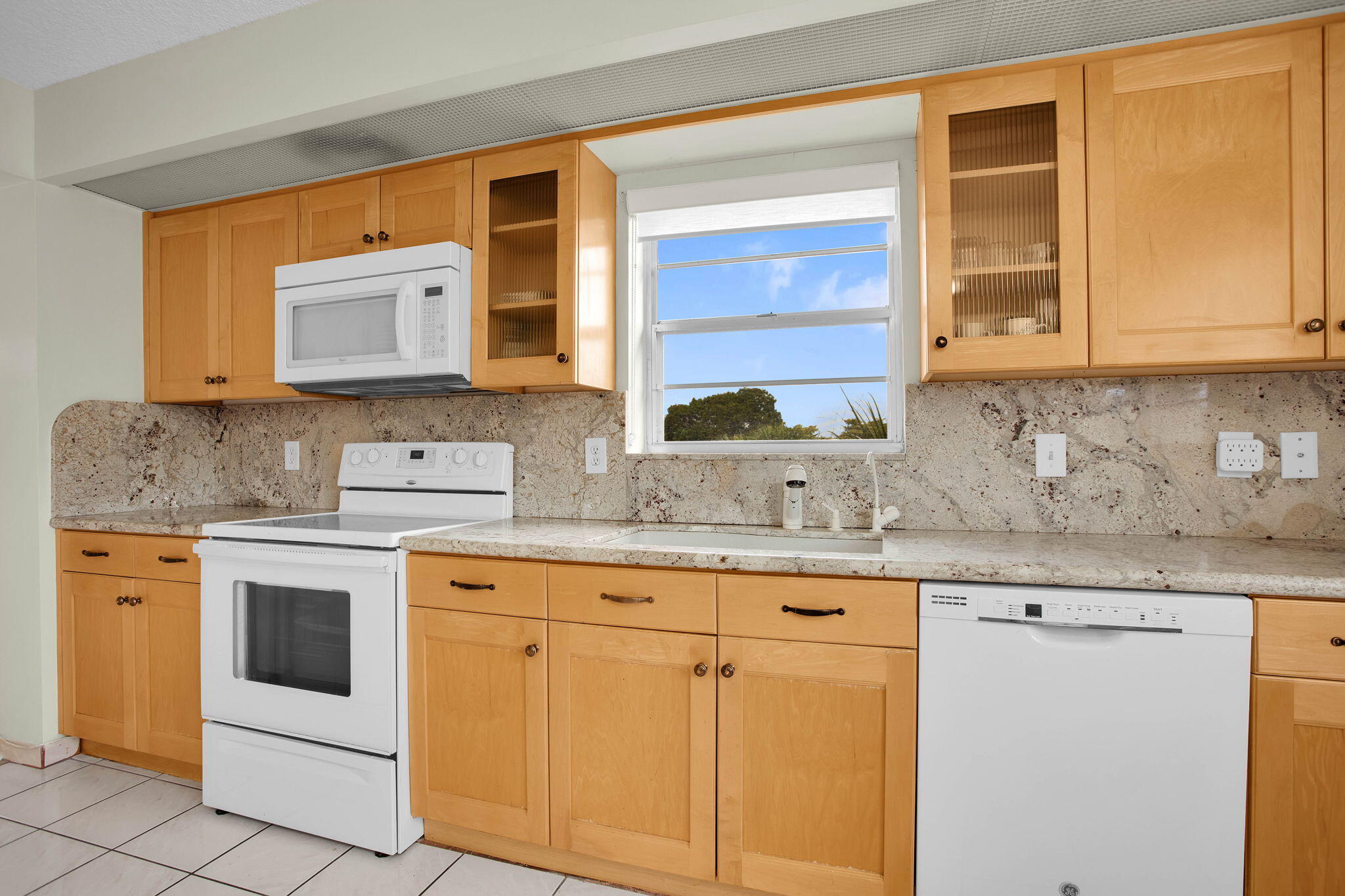 1605 Abaco Drive M4