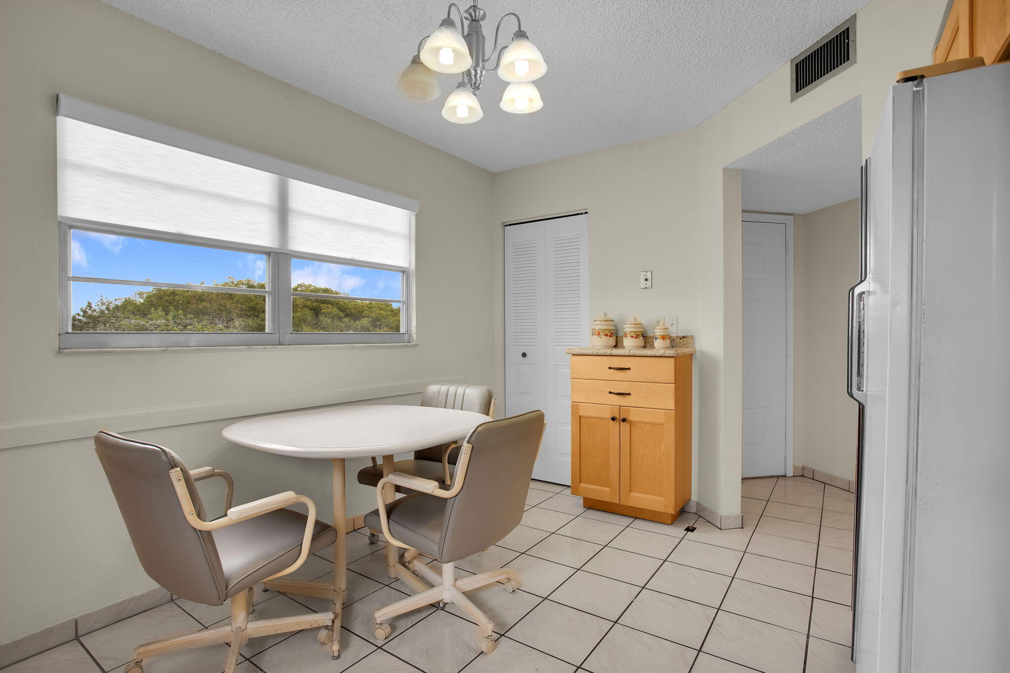 1605 Abaco Drive M4