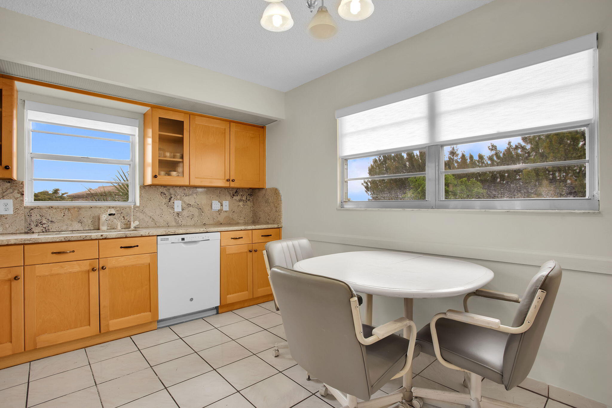 1605 Abaco Drive M4