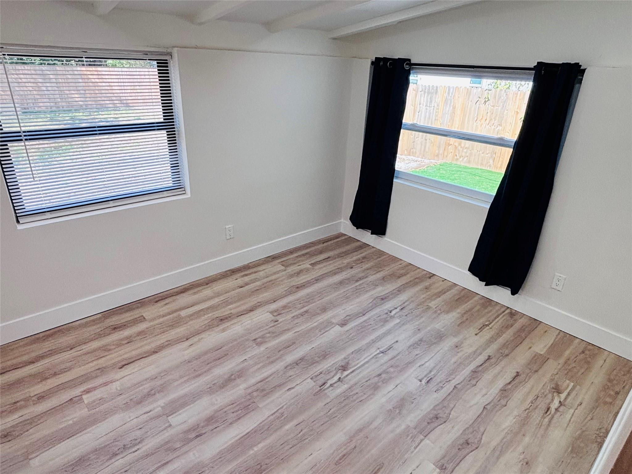 105 NW 28th Way