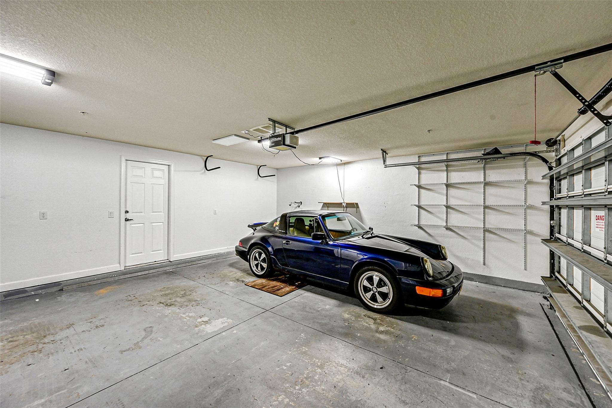 453 NE 1st Street