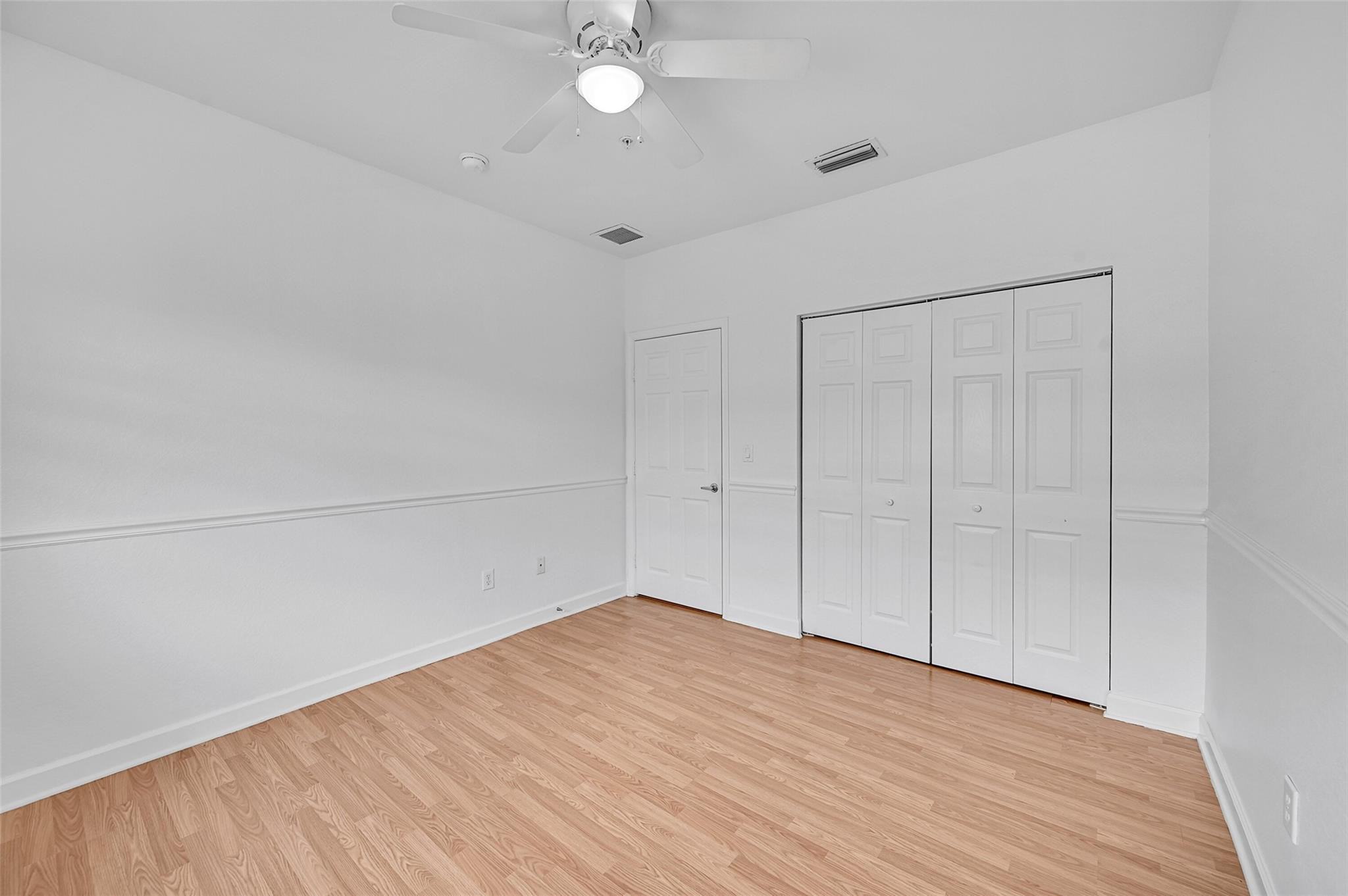 453 NE 1st Street