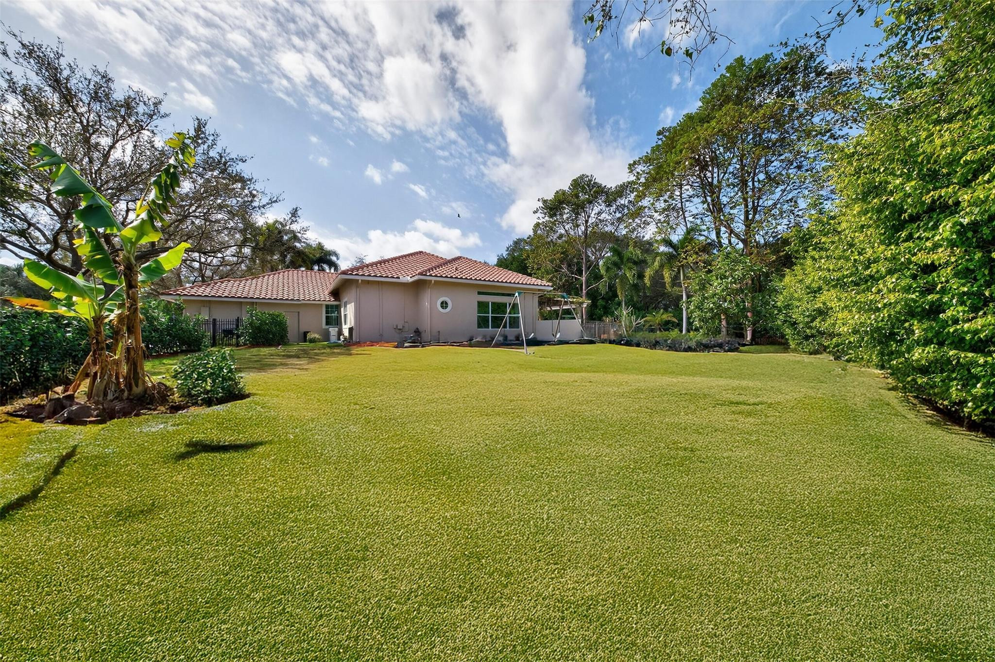 6515 NW 95th Lane
