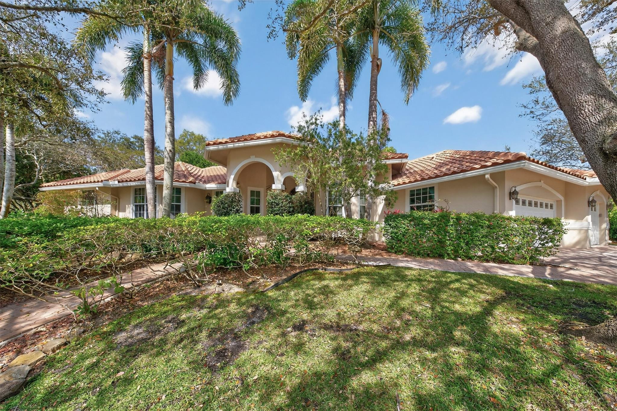 6515 NW 95th Lane
