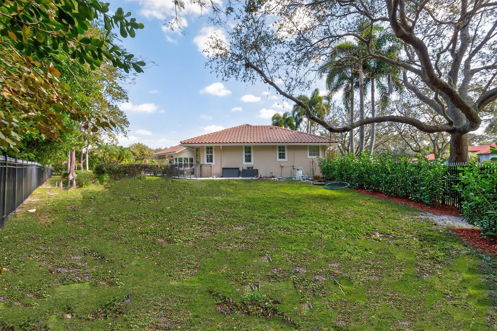 6515 NW 95th Lane