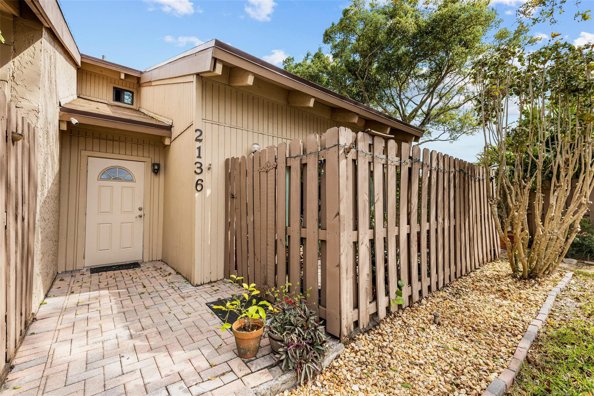 2136 SW 81st Way