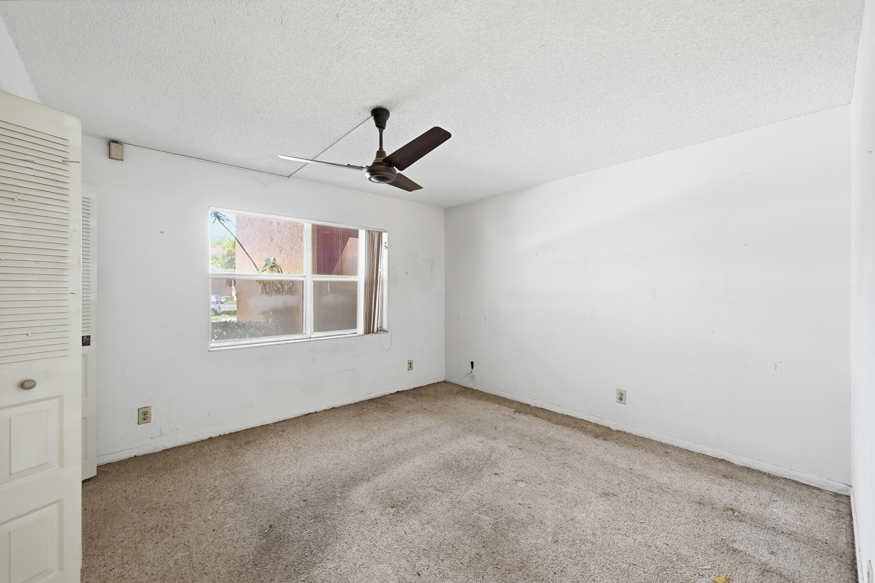 9541 Sunrise Lakes Boulevard Unit: 110