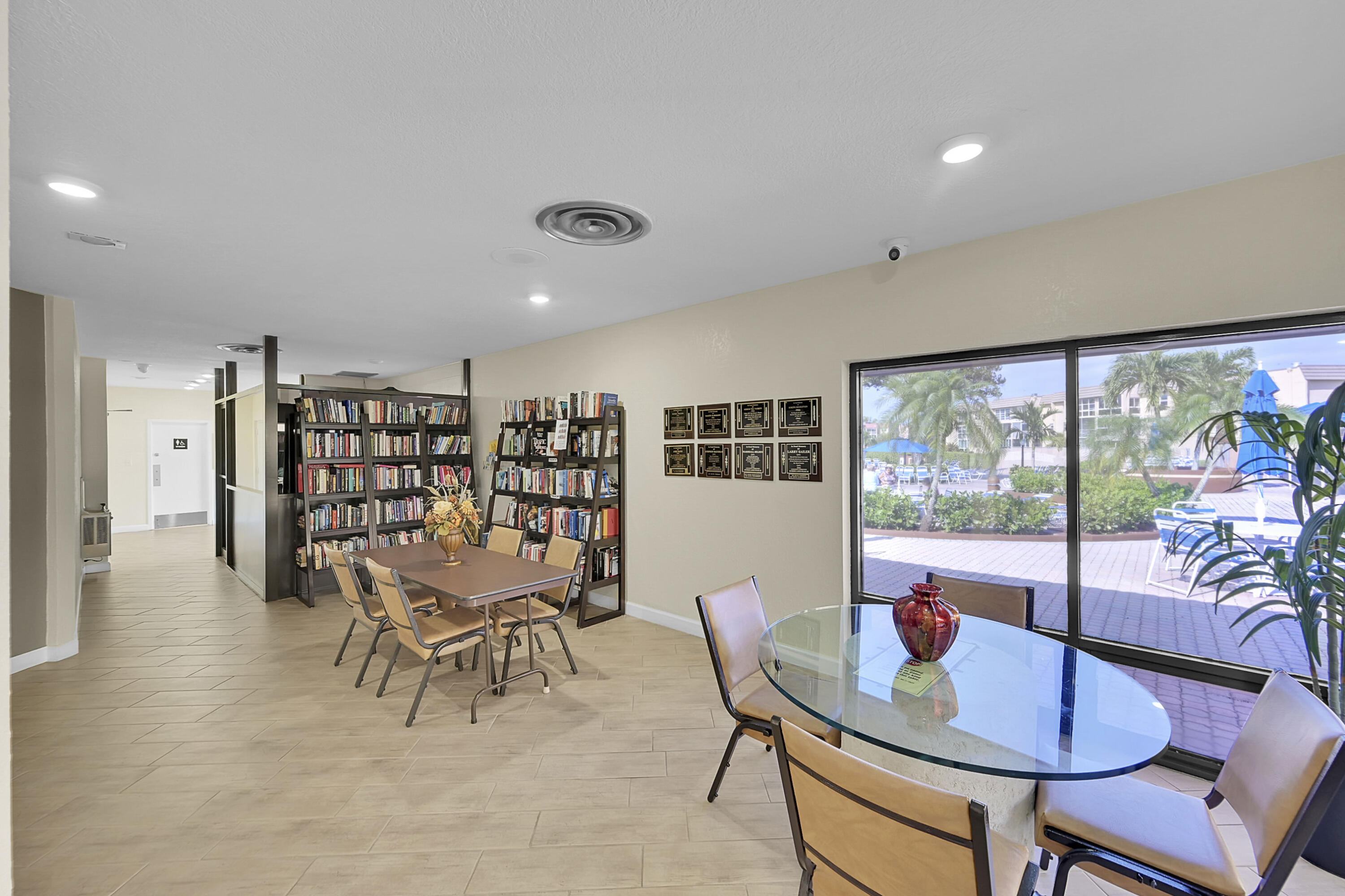 9541 Sunrise Lakes Boulevard Unit: 110