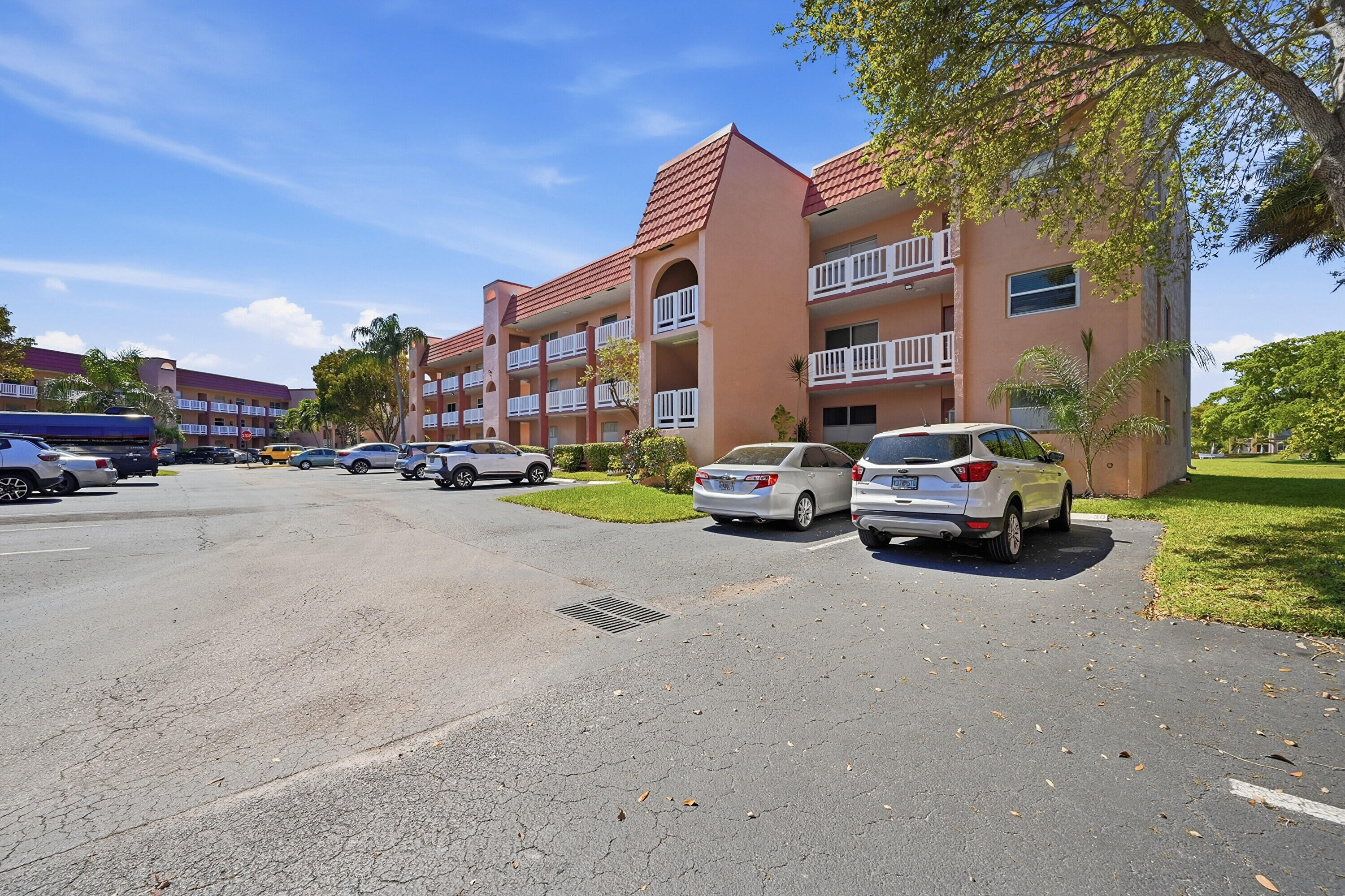 9541 Sunrise Lakes Boulevard Unit: 110
