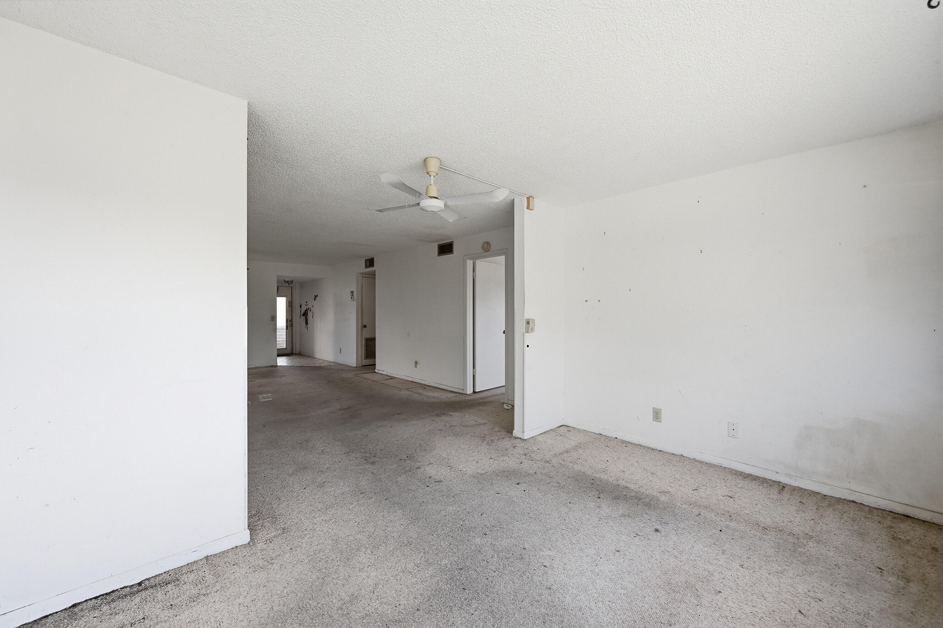 9541 Sunrise Lakes Boulevard Unit: 110