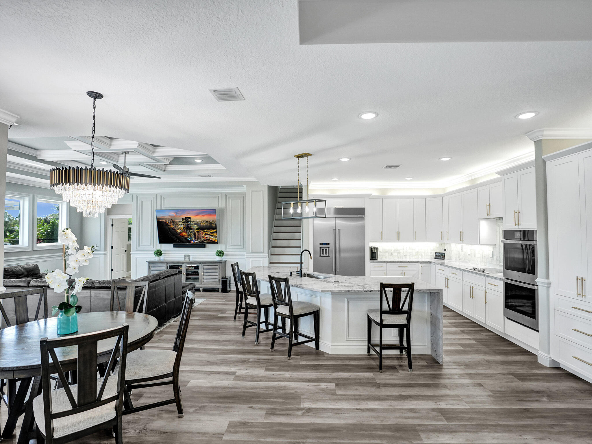 4589 Hunting Trail