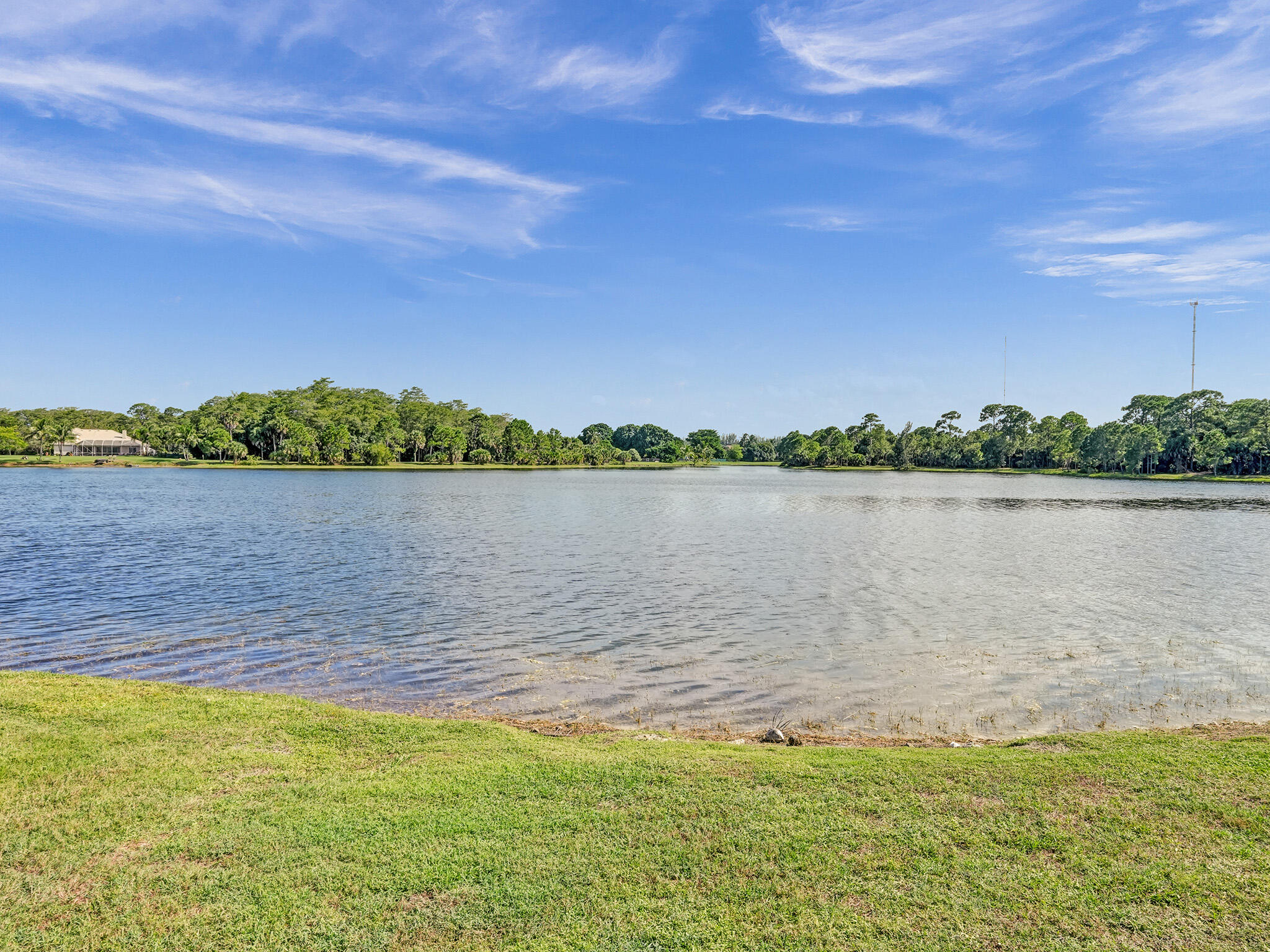 4589 Hunting Trail