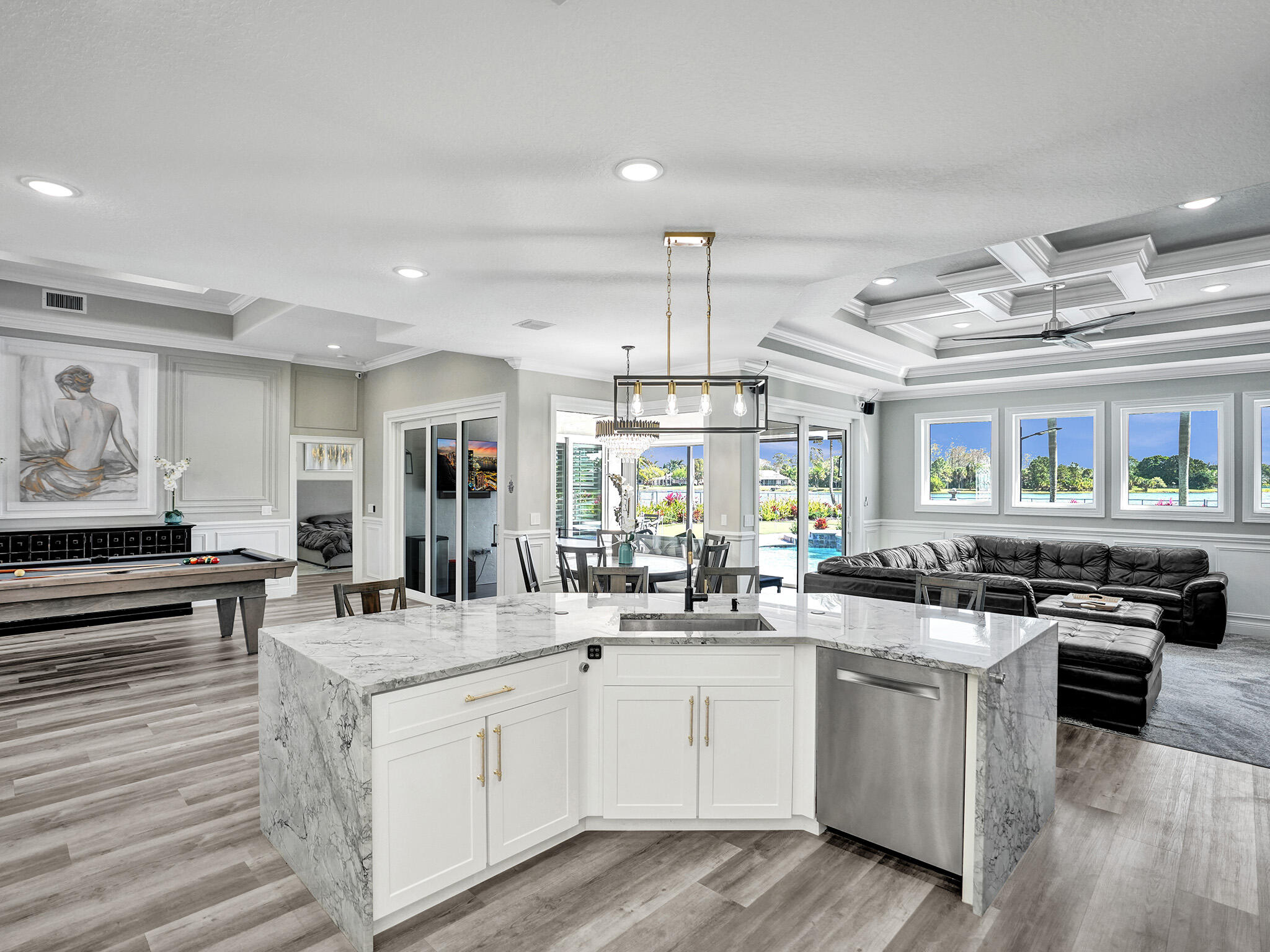 4589 Hunting Trail