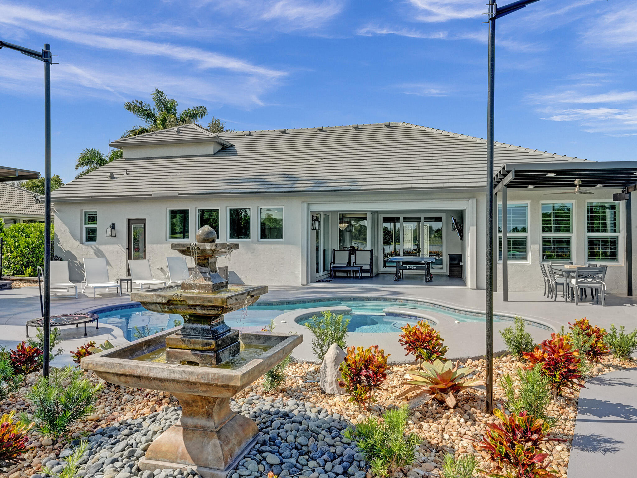 4589 Hunting Trail