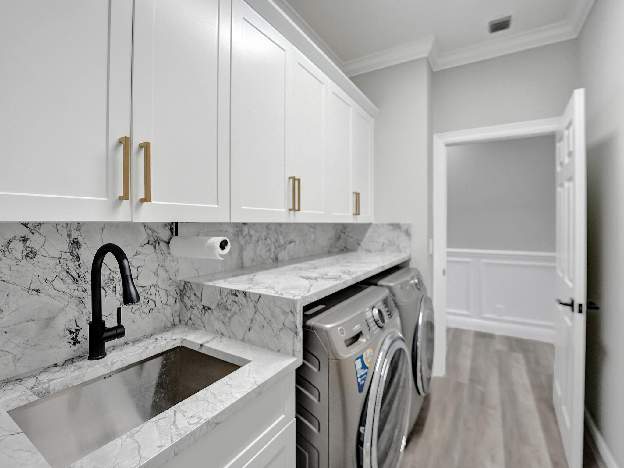 4589 Hunting Trail