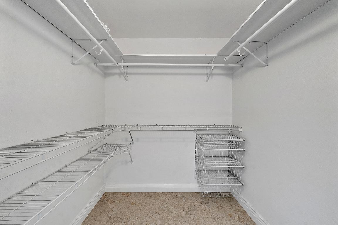 2905 Victoria Place C1