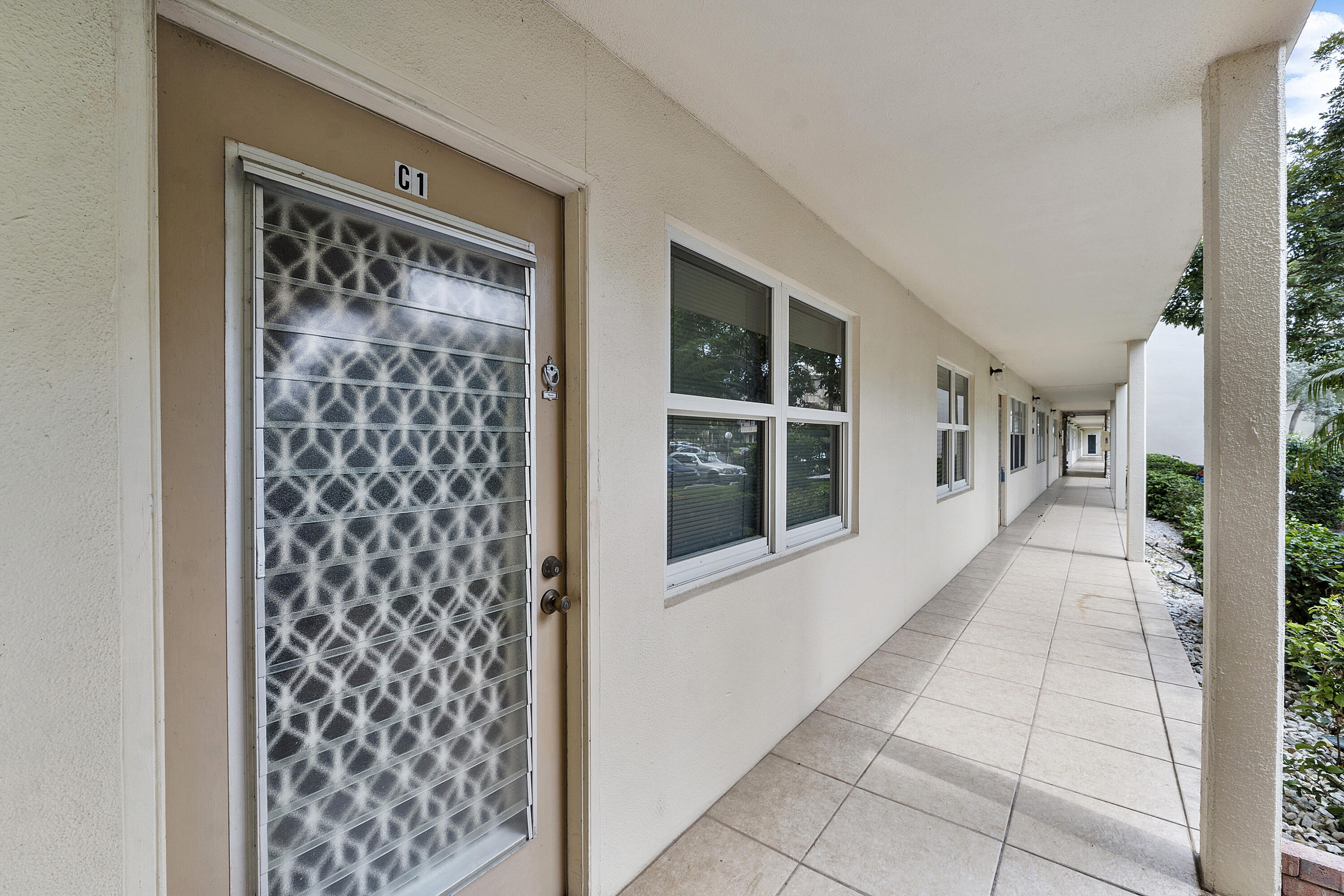 2905 Victoria Place C1