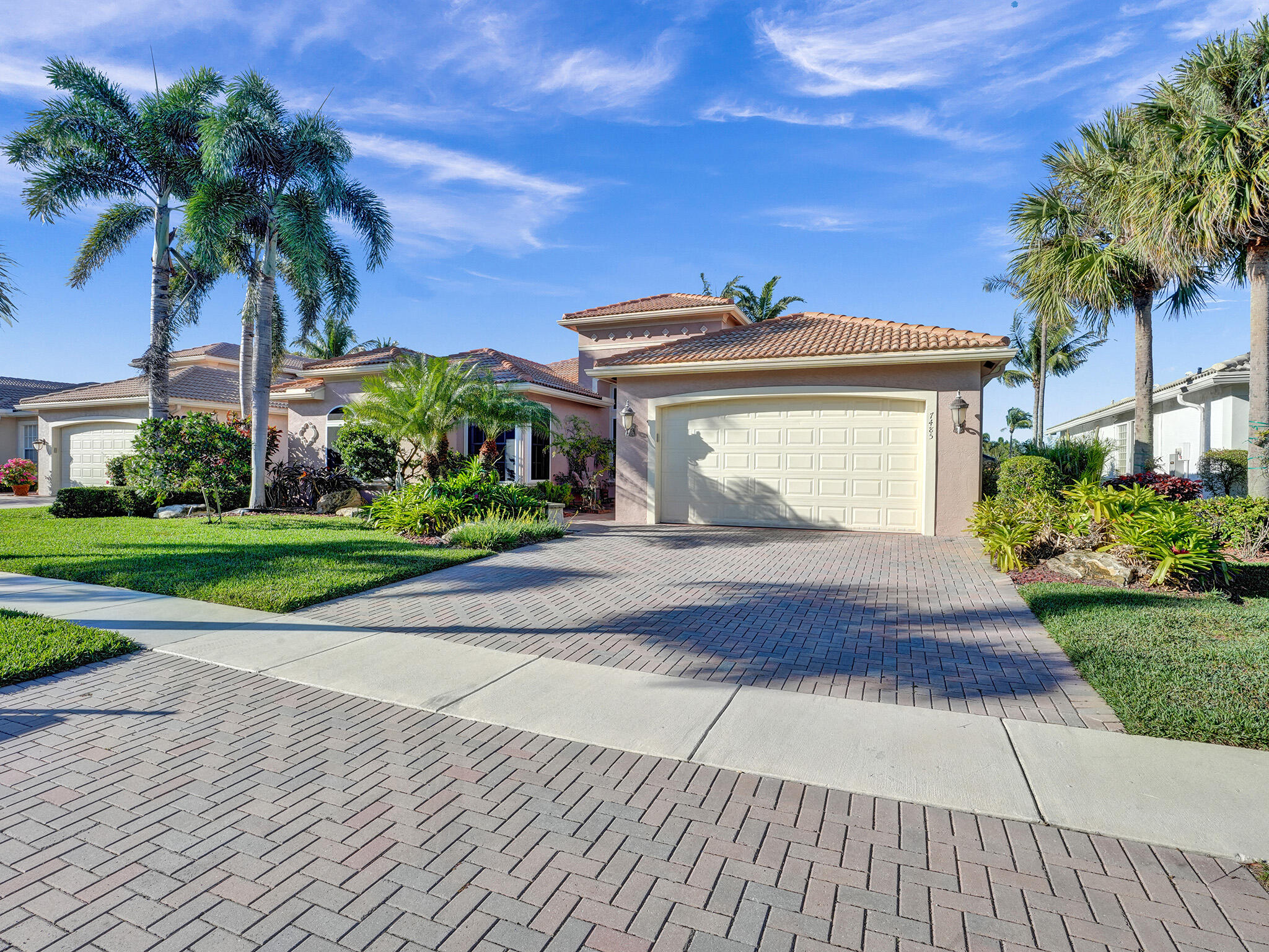 7485 Carmela Way