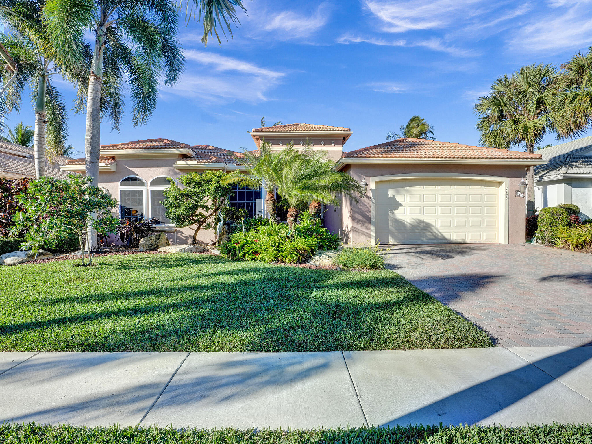 7485 Carmela Way