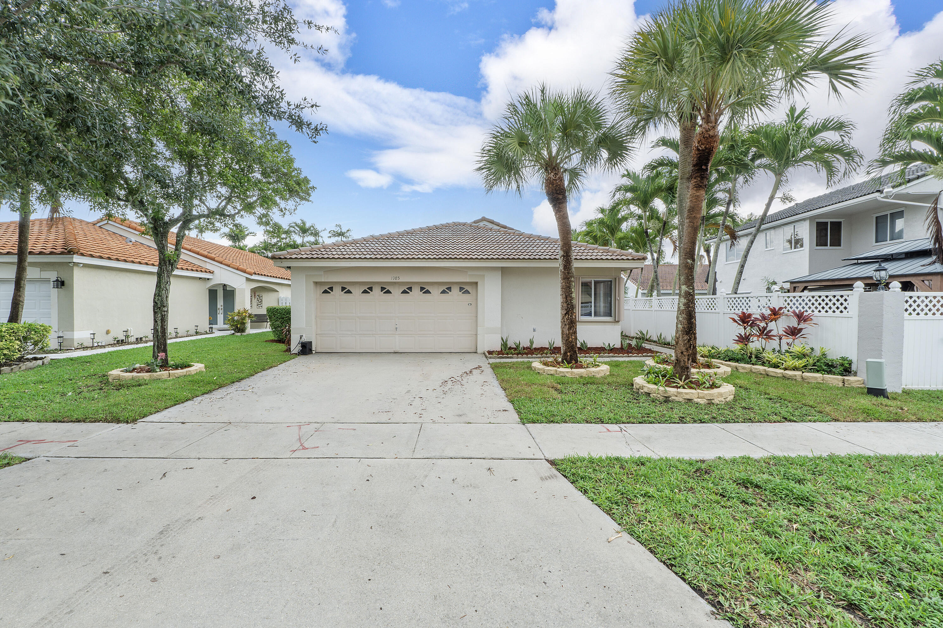 1985 NW 179th Avenue