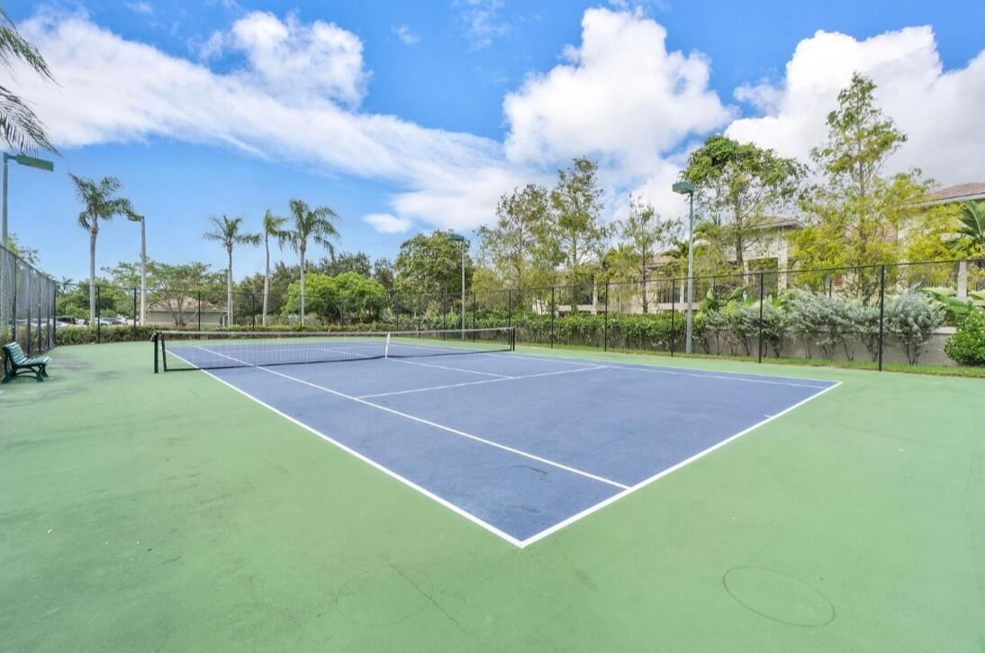 5025 Wiles Road 308