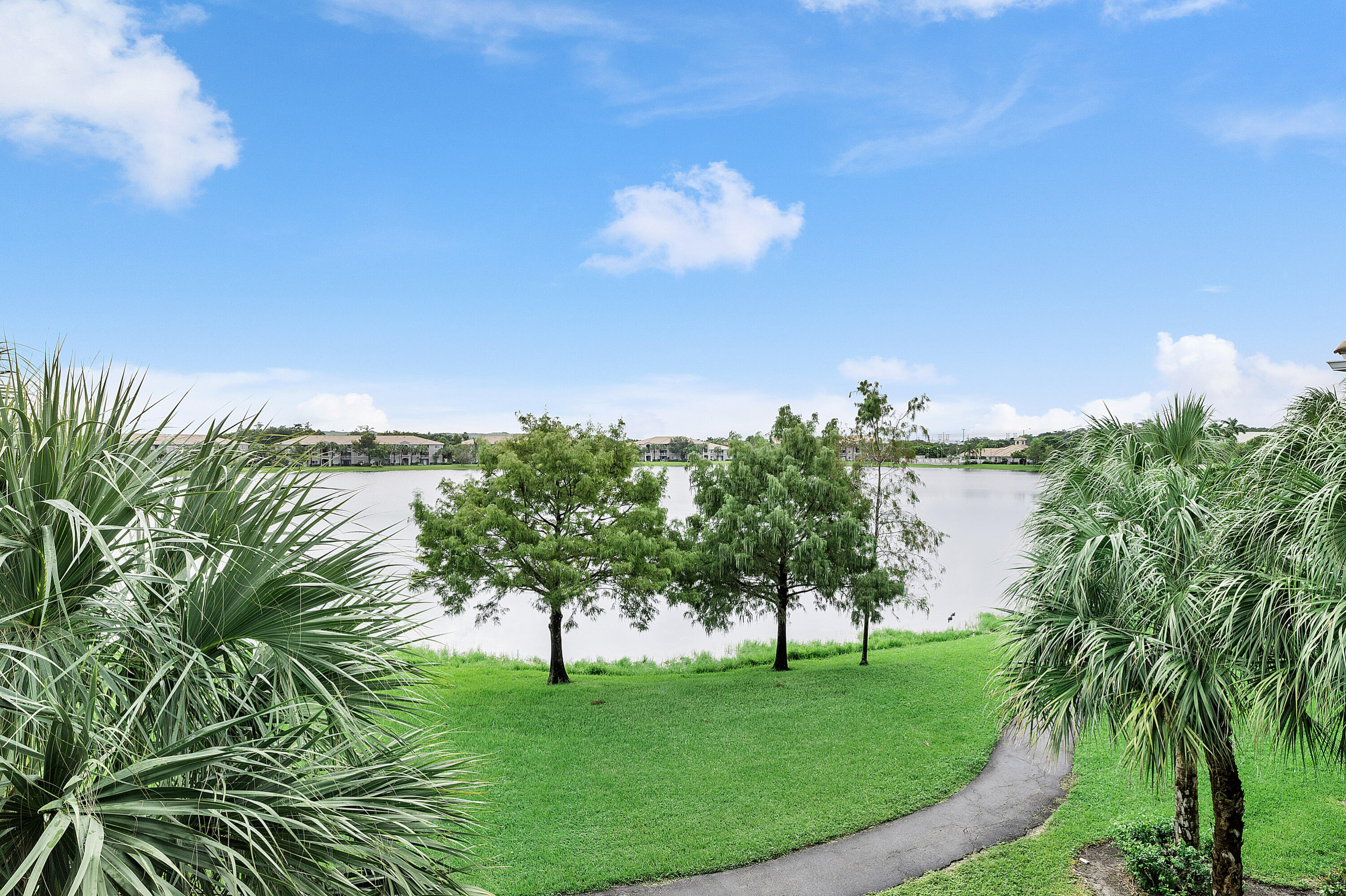 5025 Wiles Road 308