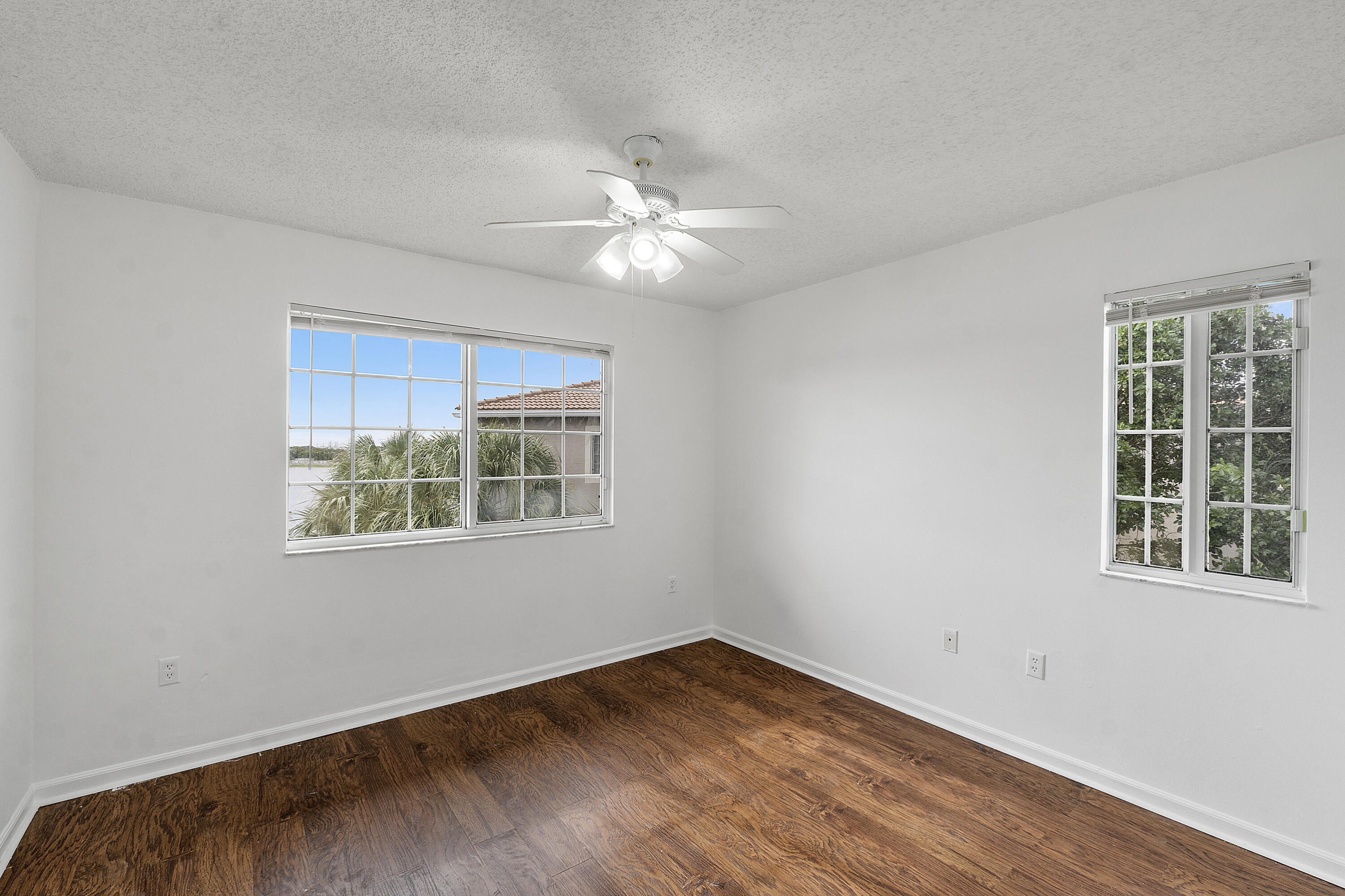 5025 Wiles Road 308