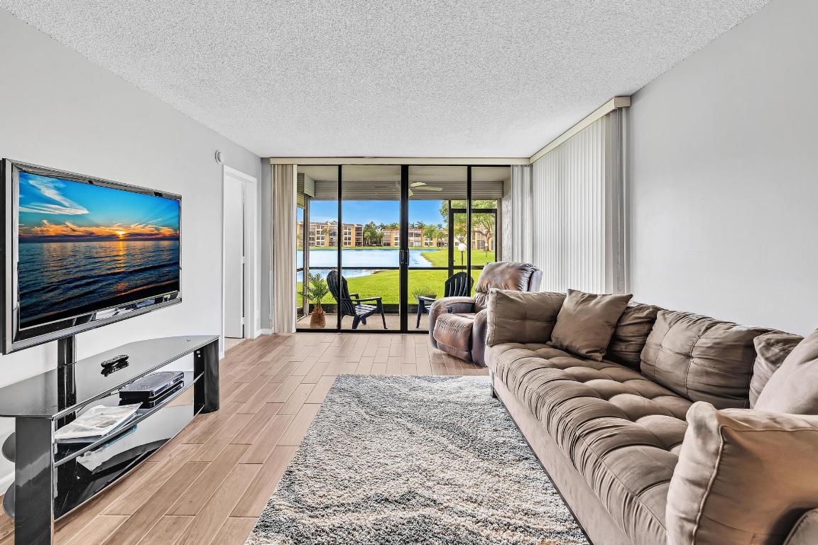 5901 Coral Lake Drive 101