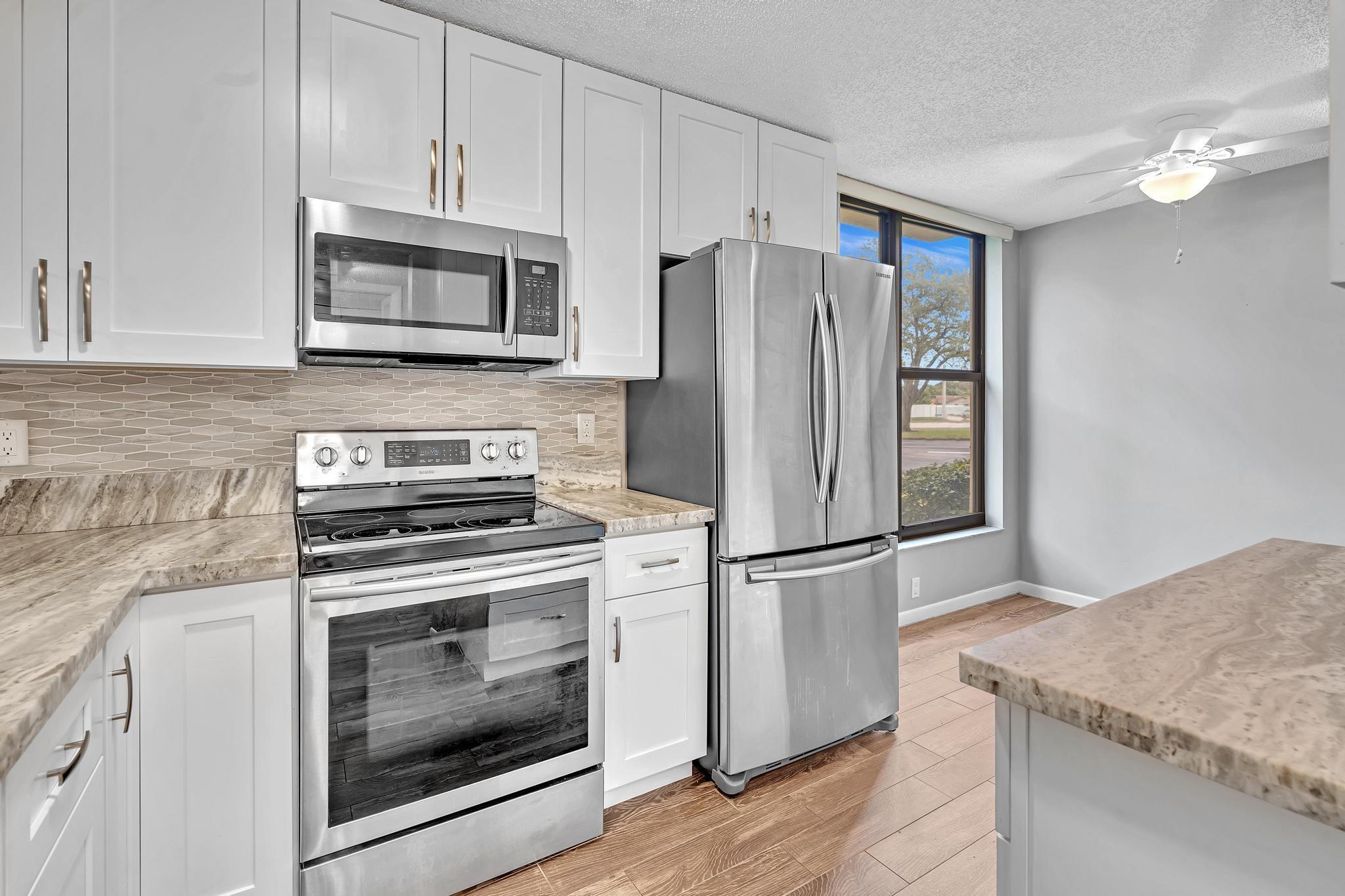 5901 Coral Lake Drive 101