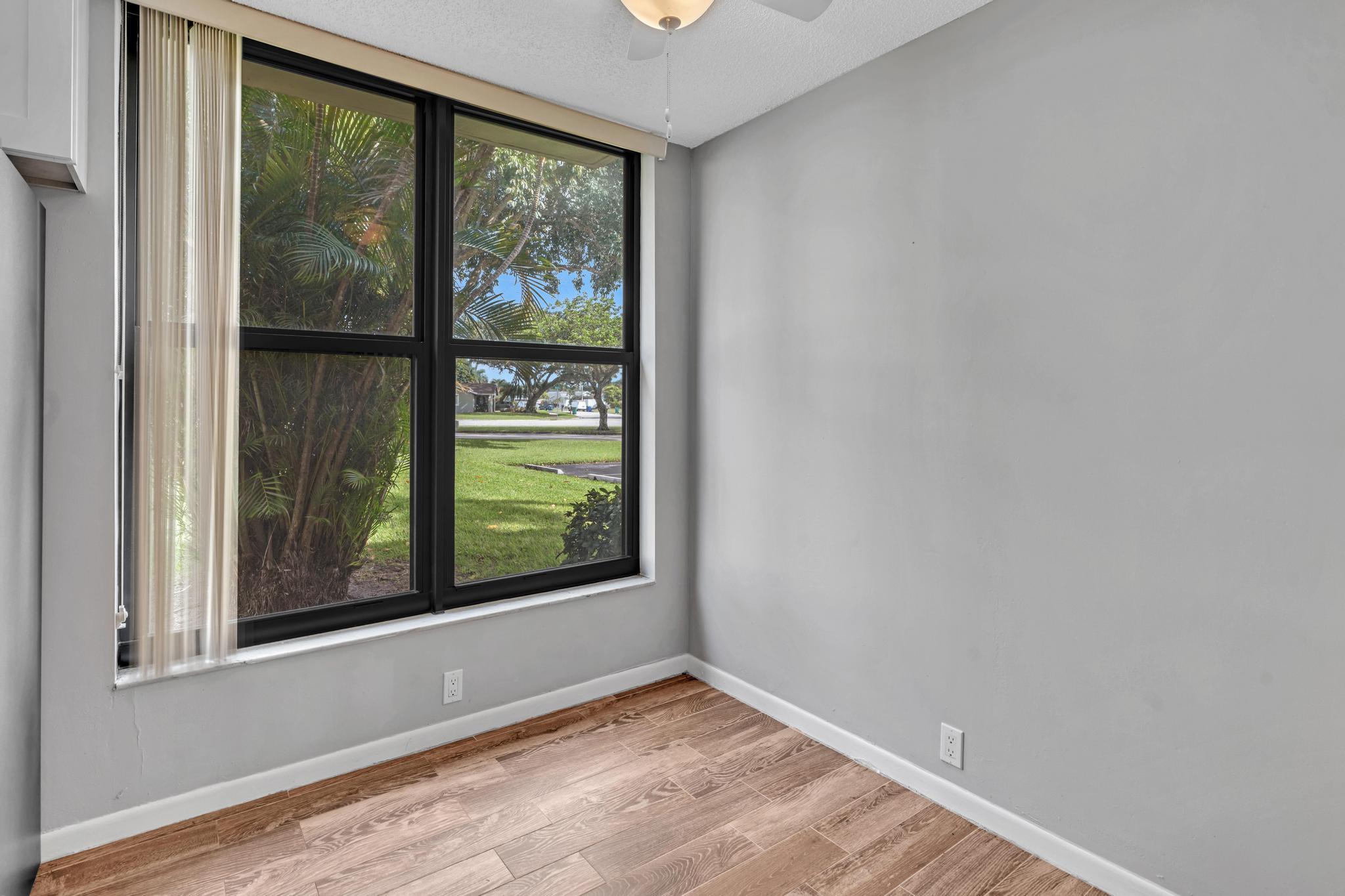 5901 Coral Lake Drive 101