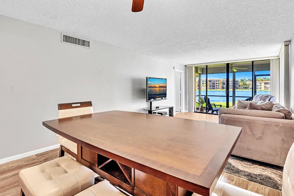 5901 Coral Lake Drive 101