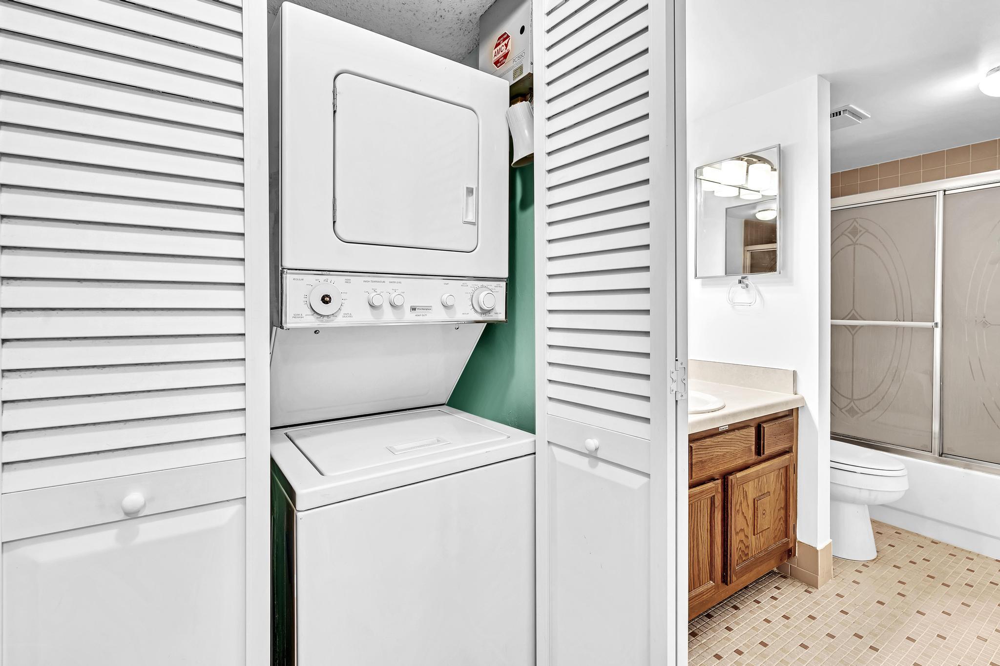 5901 Coral Lake Drive 101