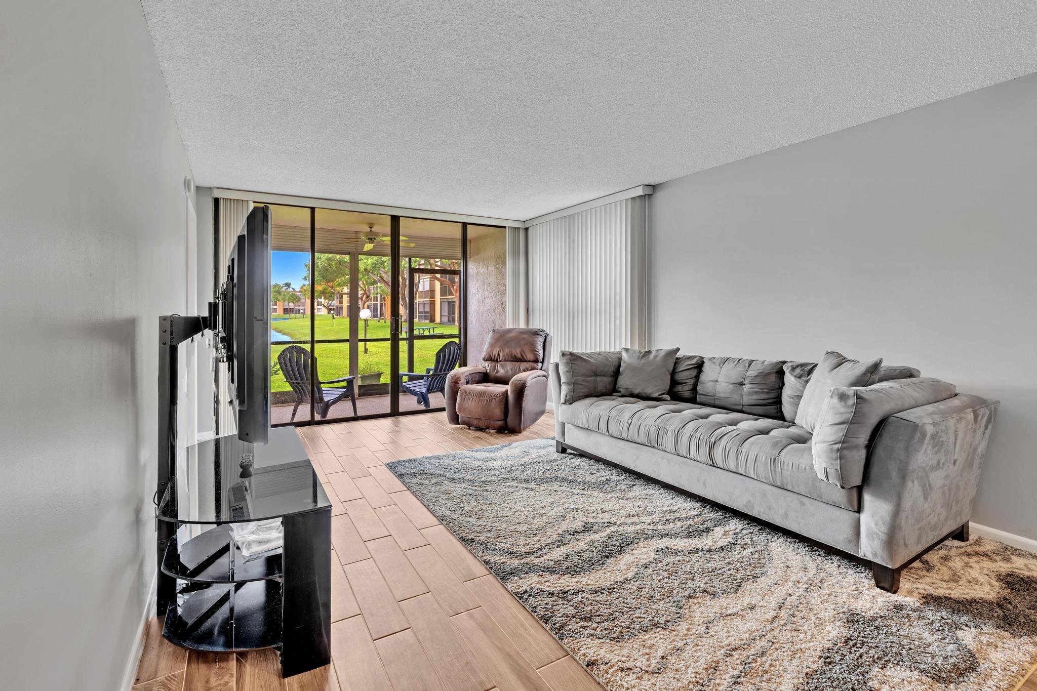 5901 Coral Lake Drive 101