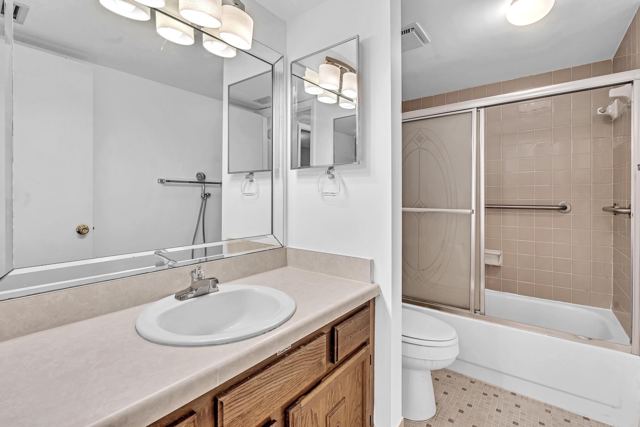 5901 Coral Lake Drive 101