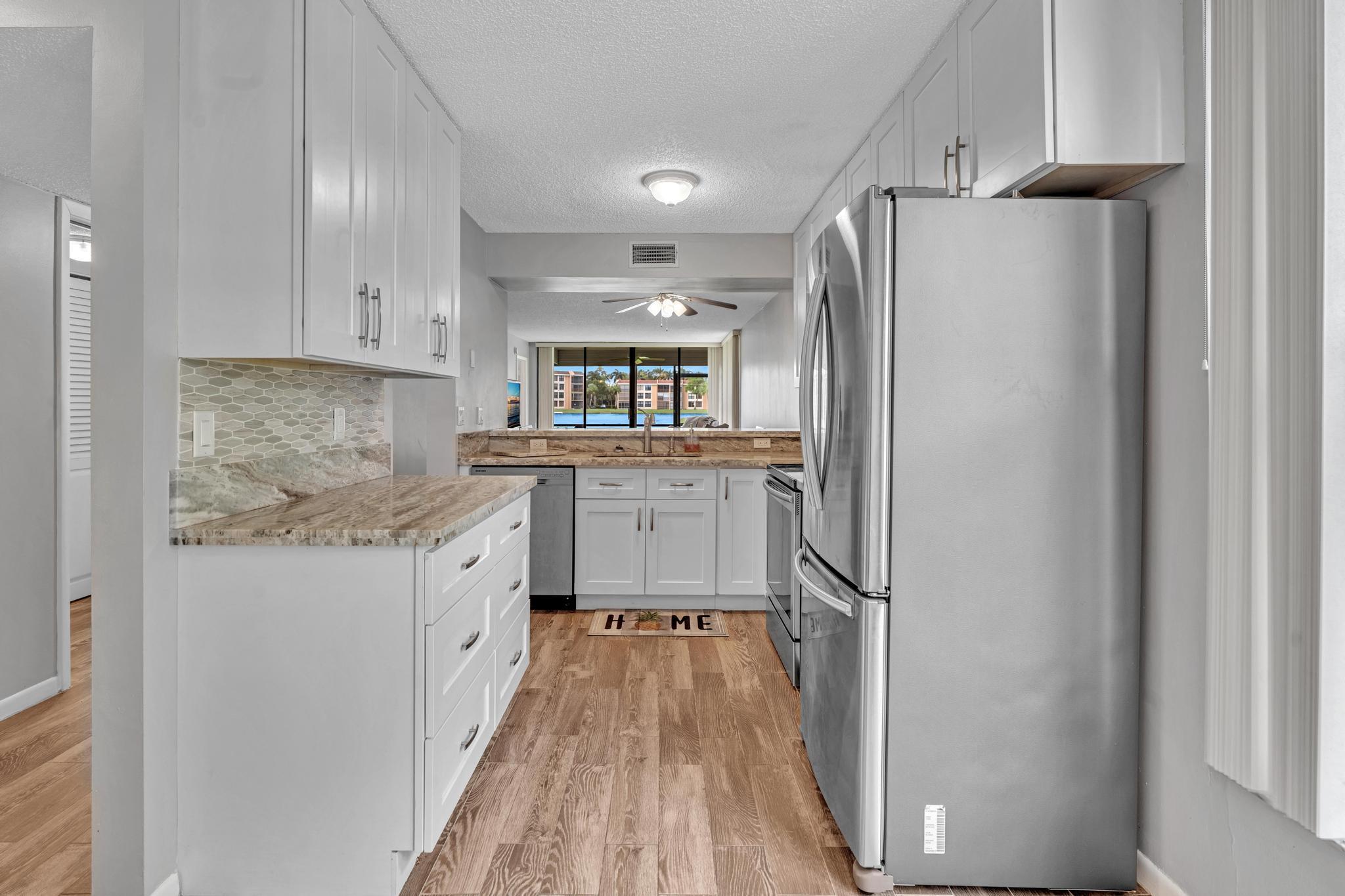 5901 Coral Lake Drive 101