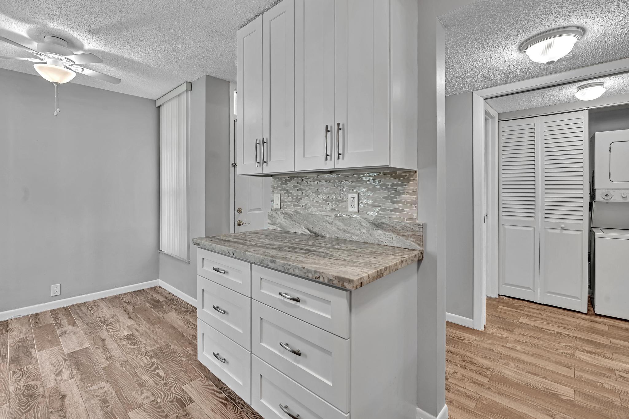 5901 Coral Lake Drive 101