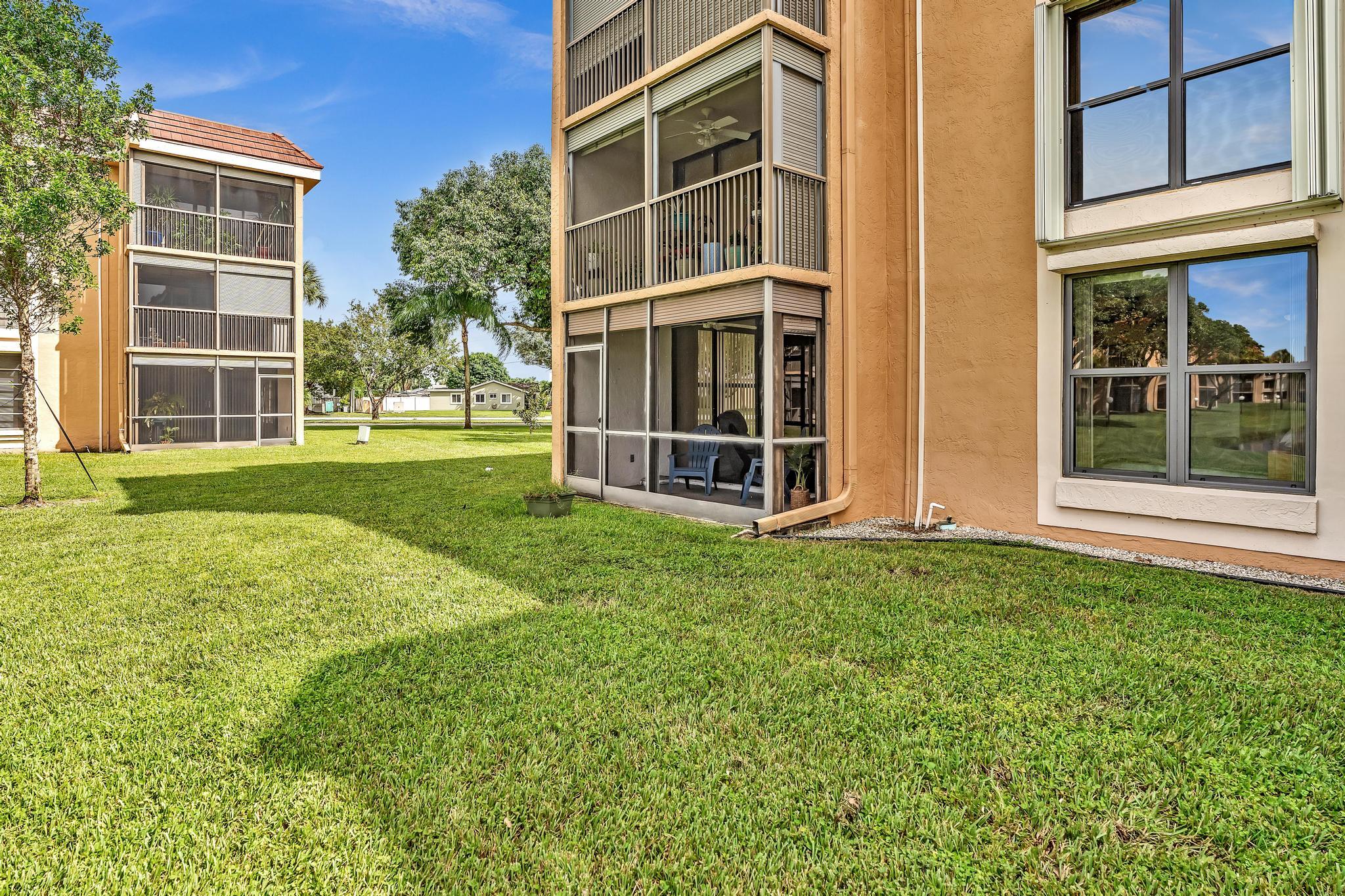 5901 Coral Lake Drive 101