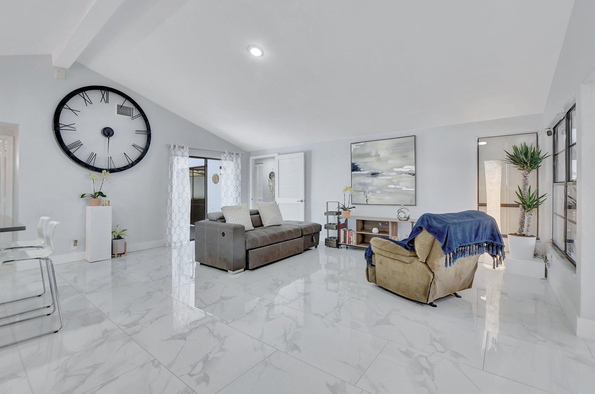 447 NW 47th Terrace