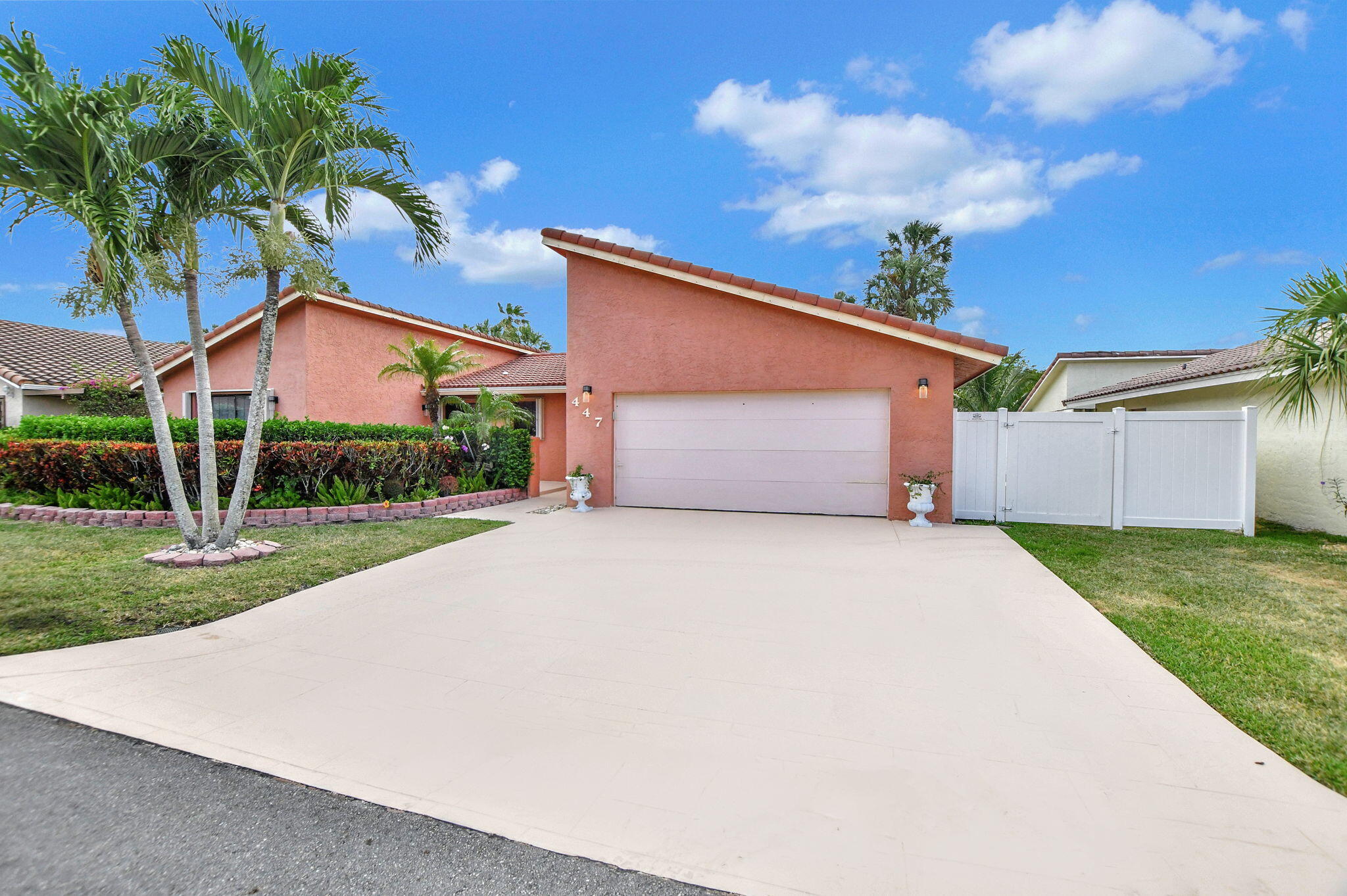 447 NW 47th Terrace