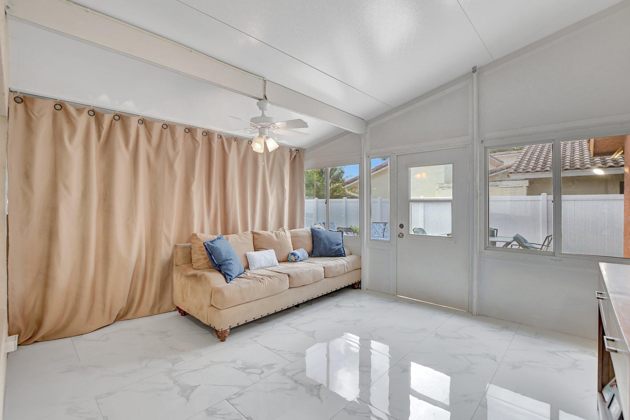 447 NW 47th Terrace