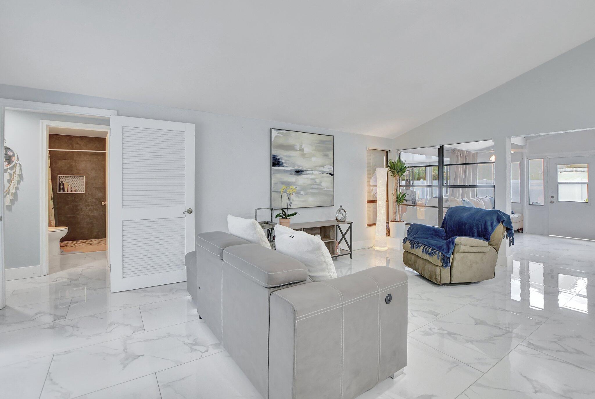 447 NW 47th Terrace