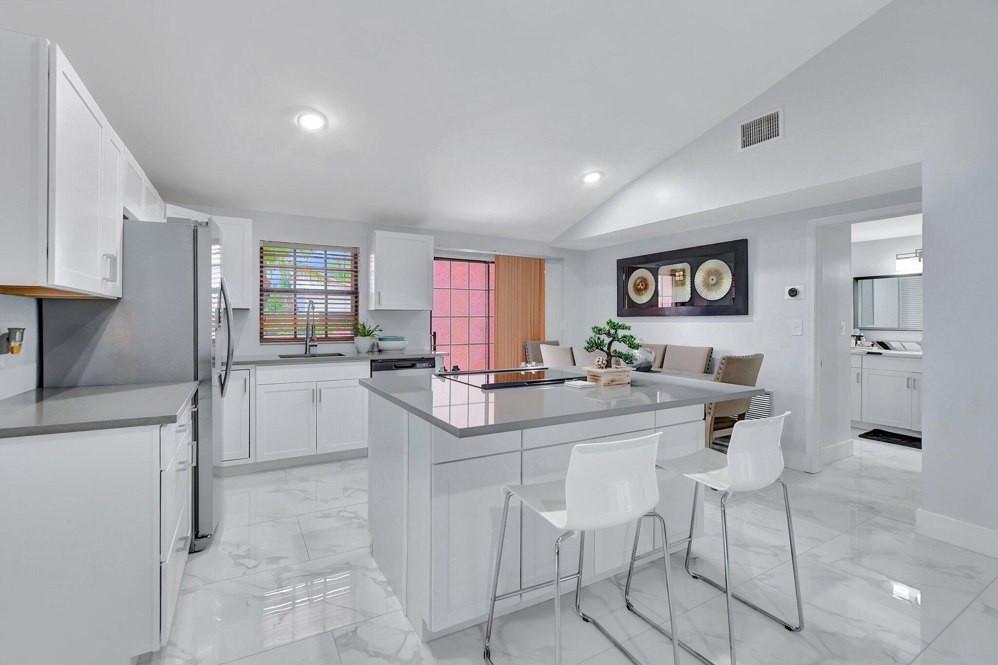 447 NW 47th Terrace