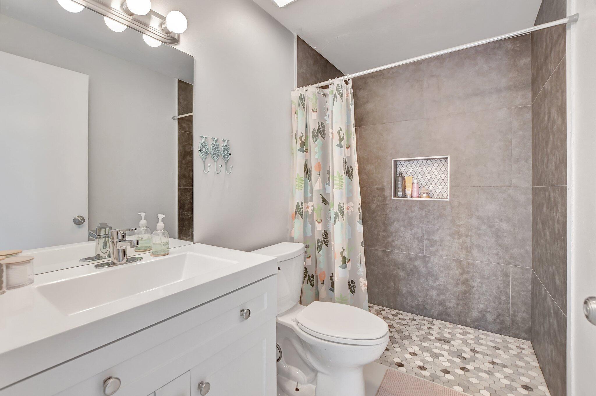 447 NW 47th Terrace