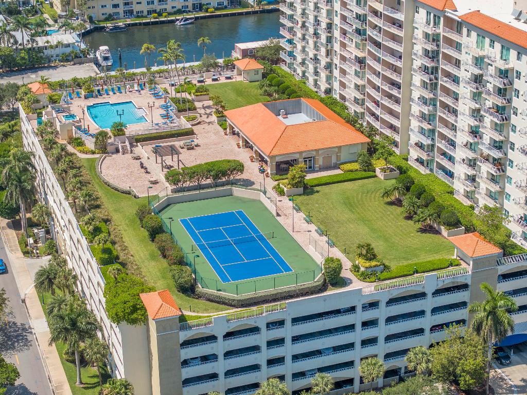 3020 NE 32nd Avenue 923