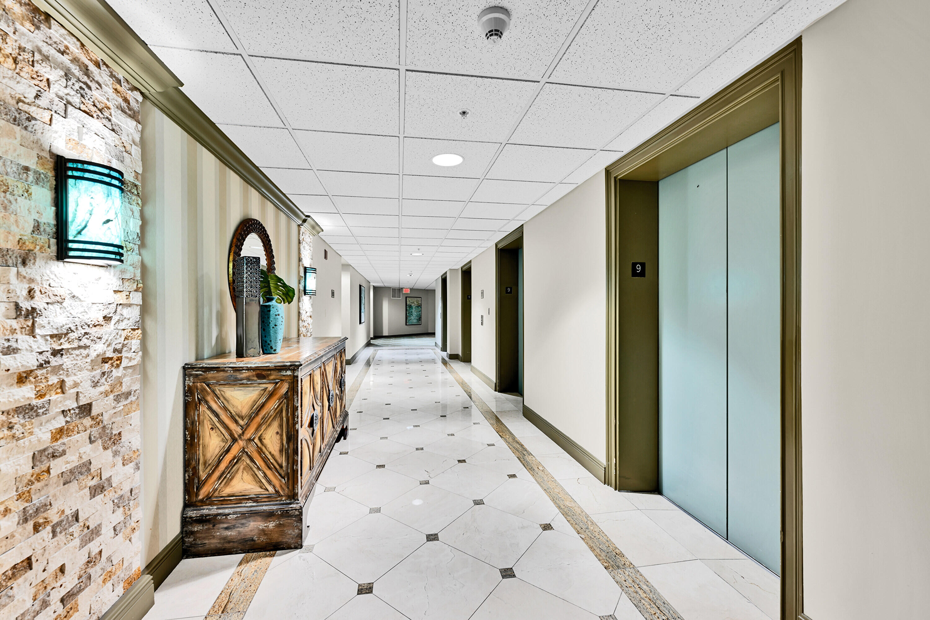 3020 NE 32nd Avenue 923